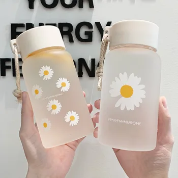 500ml Sevimli Papatya Su Şişesi Mat Plastik Su Bardağı BPA Ücretsiz Taşınabilir Halat ile Spor Su Şişesi Sızdırmaz Okul seyahat tipi kupa