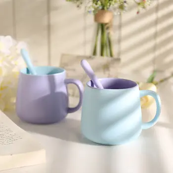 Sevimli Kupa kapaklı bardak Kaşık Çay Kupa Süt Latte Kahve fincan içecek bardakları İskandinav Tarzı Su Şişesi Benzersiz Tasarım Hediye Fincan