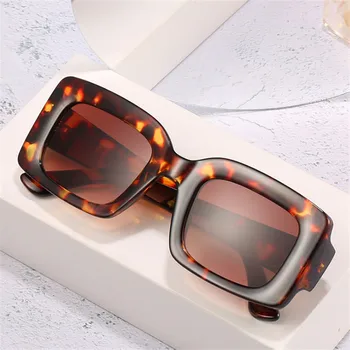 Lüks Marka Kare Güneş Gözlüğü Erkekler Kadınlar 2021 Moda Seyahat Dikdörtgen güneş gözlüğü Bayanlar Vintage Siyah Gözlük Shades UV400